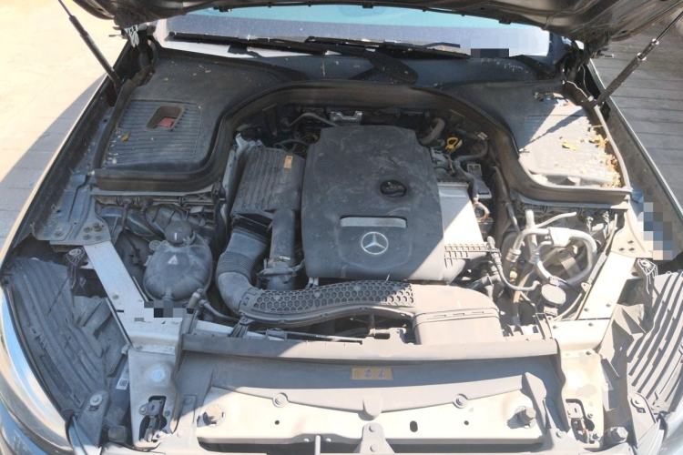 Used Mercedes-Benz GLC 2017 GLC 260 4MATIC Dynamic Edition Engine Bay
