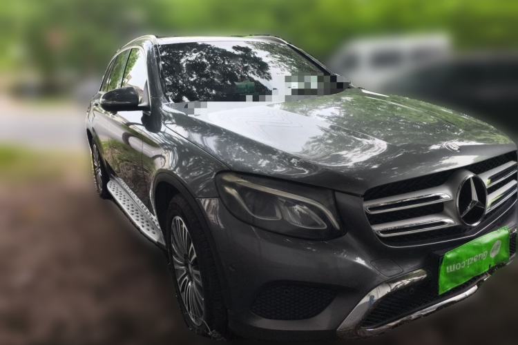 Used Mercedes-Benz GLC 2017 GLC 260 4MATIC Dynamic Edition Front Right 45 Deg