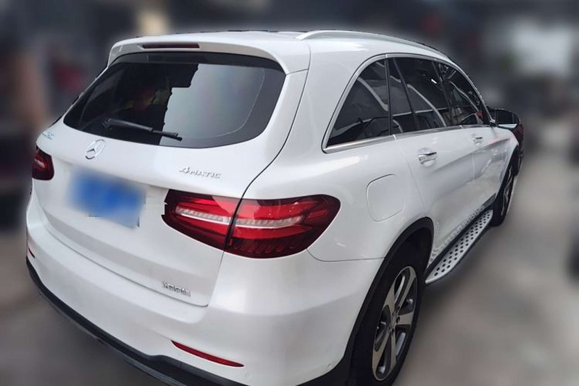 Used Mercedes-Benz GLC 2017 GLC 260 4MATIC Luxury Model Rear Right 45 Deg