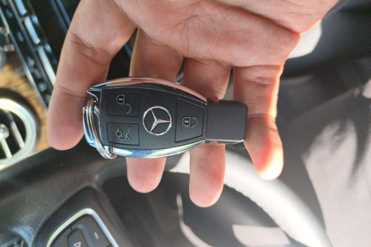 Used Mercedes-Benz GLC 2017 GLC 260 4MATIC Dynamic Edition Vehicle Key