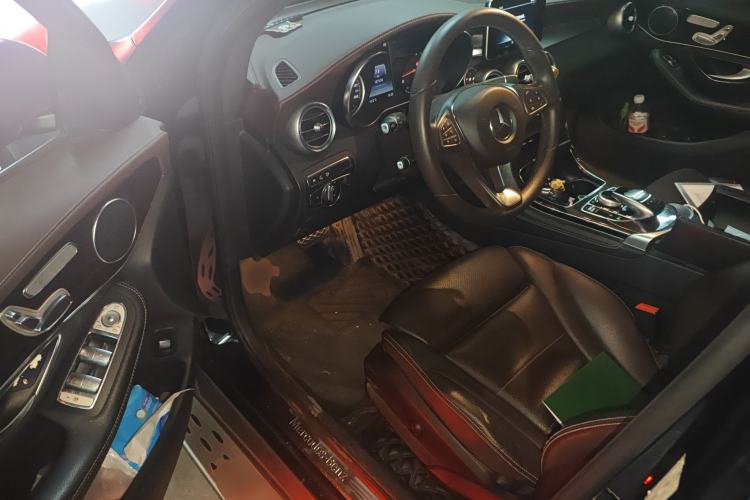 Used Mercedes-Benz GLC 2017 GLC 260 4MATIC Luxury Model Driver Seat