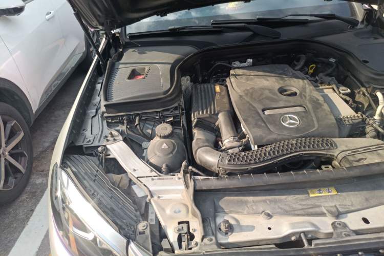 Used Mercedes-Benz GLC 2017 GLC 200 4MATIC Coupe SUV Engine Bay Right