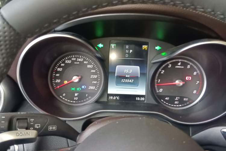 Used Mercedes-Benz GLC 2017 GLC 260 4MATIC Dynamic Edition Instrument Cluster