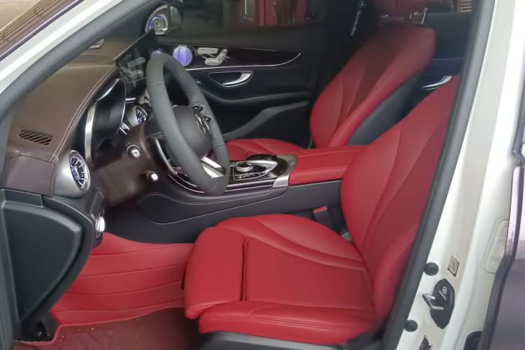 Used Mercedes-Benz GLC 2017 GLC 260 4MATIC Dynamic Edition Left Front Seat