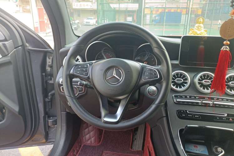 Used Mercedes-Benz GLC 2017 GLC 200 4MATIC Coupe SUV Steering Wheel