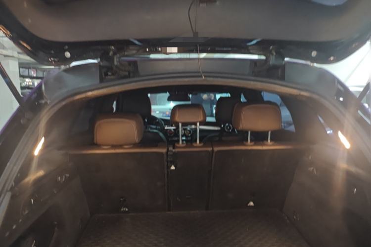 Used Mercedes-Benz GLC 2017 GLC 260 4MATIC Luxury Model Trunk