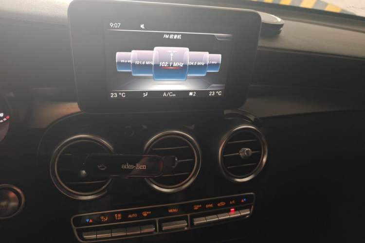 Used Mercedes-Benz GLC 2017 GLC 260 4MATIC Luxury Model Audio And AC Panel