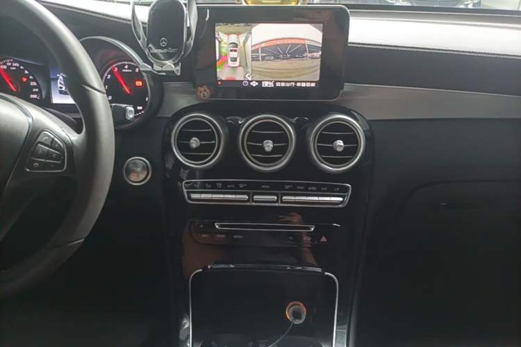 Used Mercedes-Benz GLC 2017 GLC 200 4MATIC Audio And AC Panel