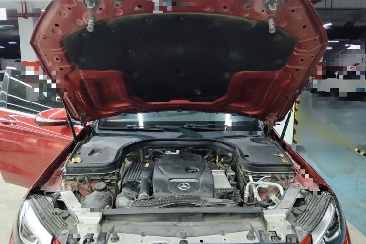 Used Mercedes-Benz GLC 2017 GLC 260 4MATIC Dynamic Edition Engine Bay