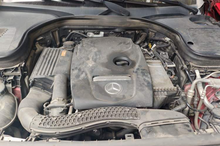 Used Mercedes-Benz GLC 2017 GLC 260 4MATIC Luxury Model Engine Bay