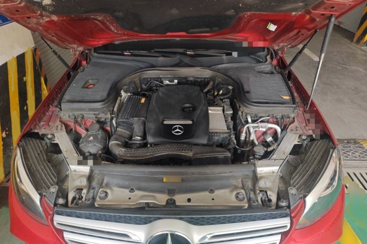 Used Mercedes-Benz GLC 2017 GLC 260 4MATIC Luxury Model Engine Bay
