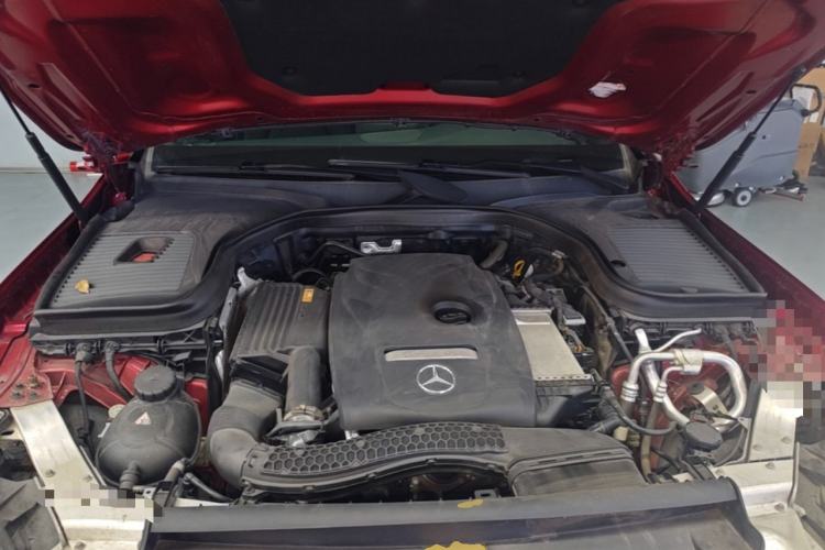 Used Mercedes-Benz GLC 2017 GLC 260 4MATIC Luxury Model Engine Bay