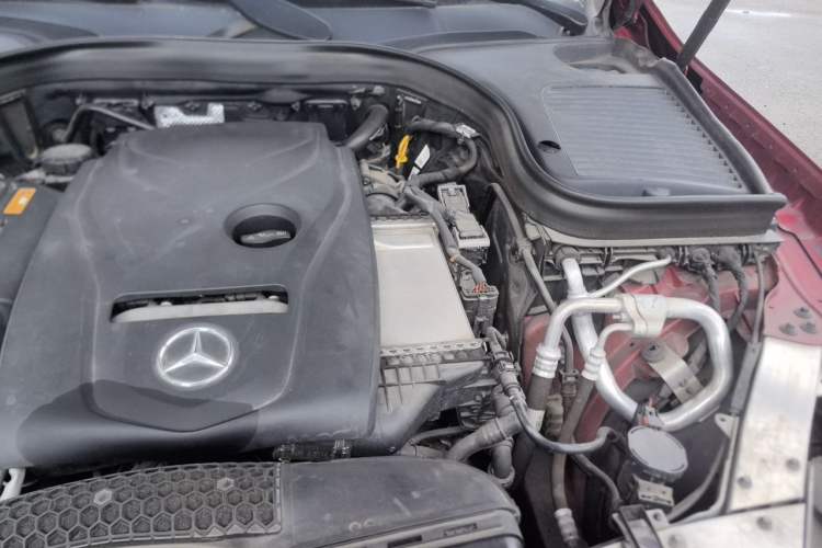 Used Mercedes-Benz GLC 2017 GLC 260 4MATIC Luxury Model Engine Bay Left