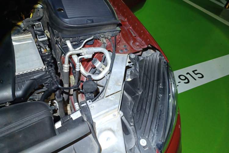 Used Mercedes-Benz GLC 2017 GLC 260 4MATIC Dynamic Edition Engine Bay Left