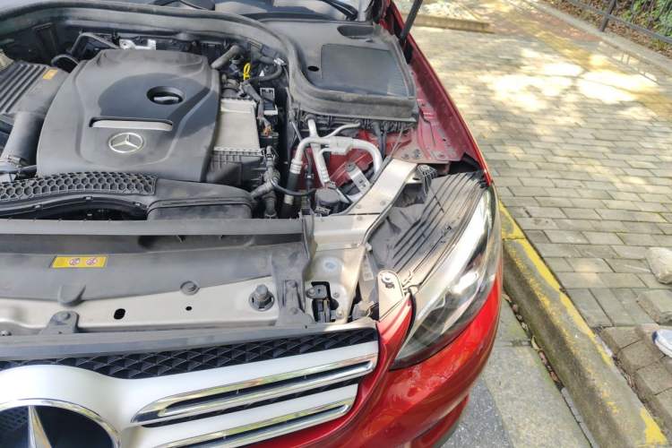 Used Mercedes-Benz GLC 2017 GLC 200 4MATIC Engine Bay Left
