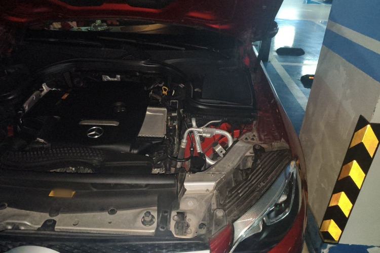 Used Mercedes-Benz GLC 2017 GLC 200 4MATIC Engine Bay Left