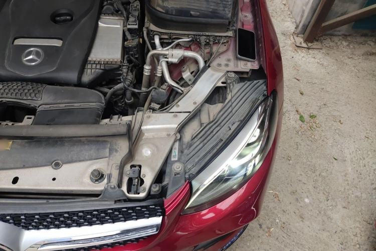 Used Mercedes-Benz GLC 2017 GLC 260 4MATIC Dynamic Edition Engine Bay Left