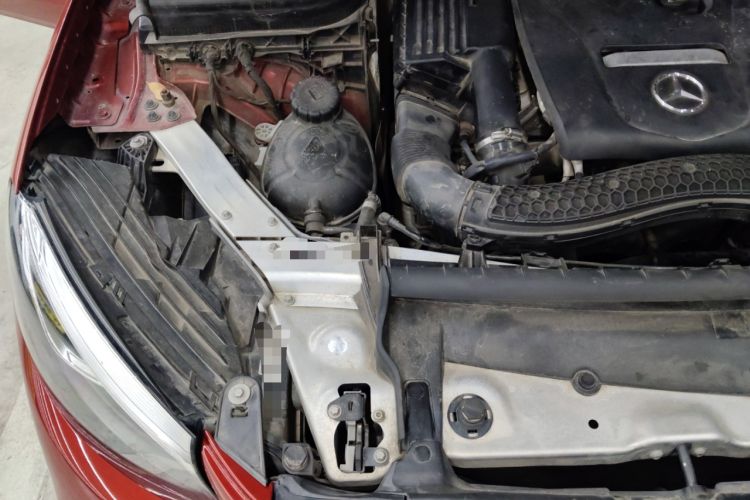 Used Mercedes-Benz GLC 2017 GLC 260 4MATIC Dynamic Edition Engine Bay Right