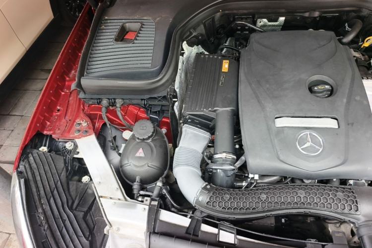 Used Mercedes-Benz GLC 2017 GLC 300 4MATIC Sport Edition Engine Bay Right