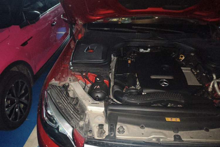 Used Mercedes-Benz GLC 2017 GLC 200 4MATIC Engine Bay Right