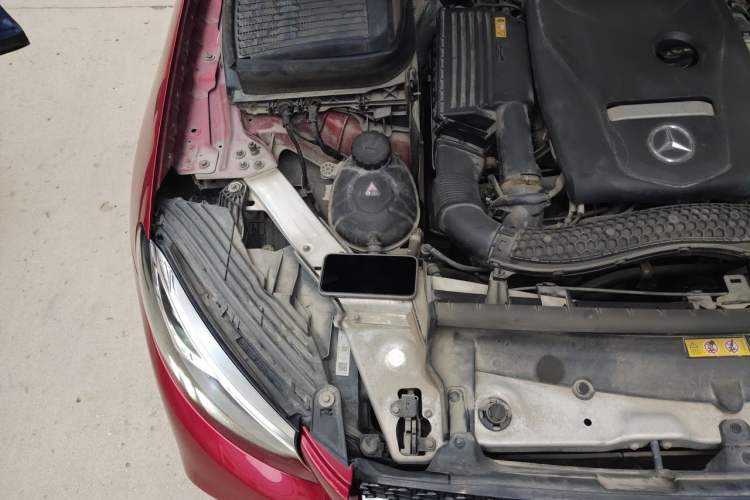 Used Mercedes-Benz GLC 2017 GLC 260 4MATIC Dynamic Edition Engine Bay Right