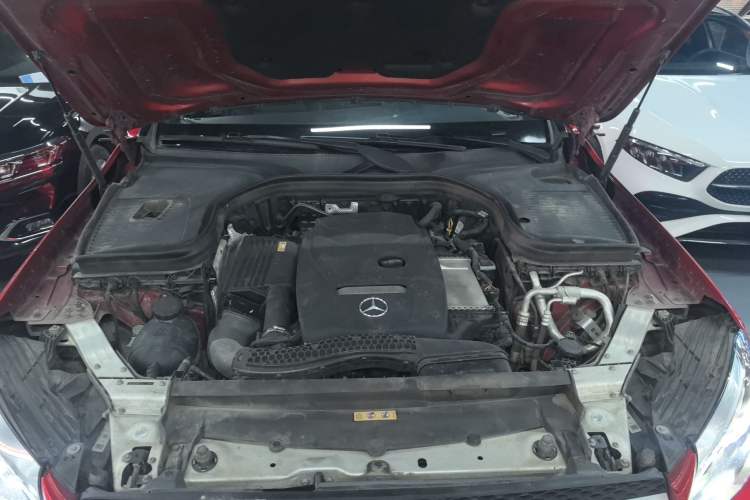 Used Mercedes-Benz GLC 2017 GLC 260 4MATIC Luxury Model Engine Bay