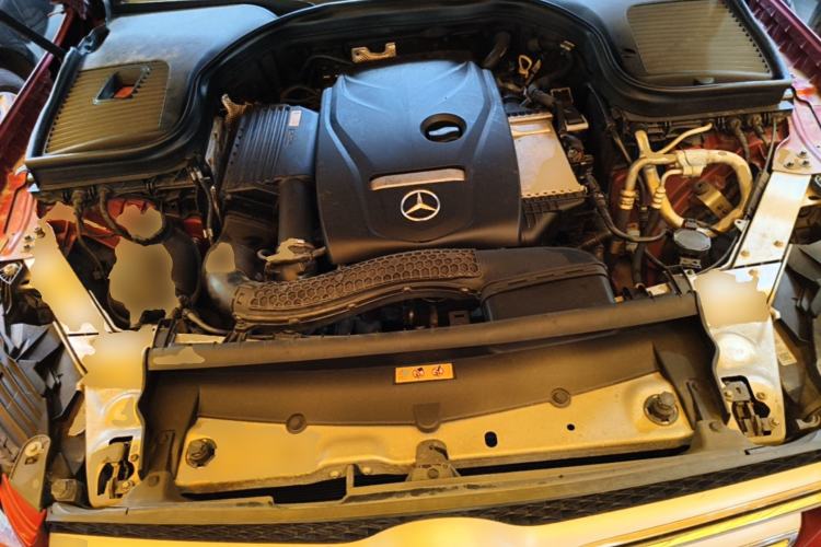 Used Mercedes-Benz GLC 2017 GLC 260 4MATIC Dynamic Edition Engine Bay