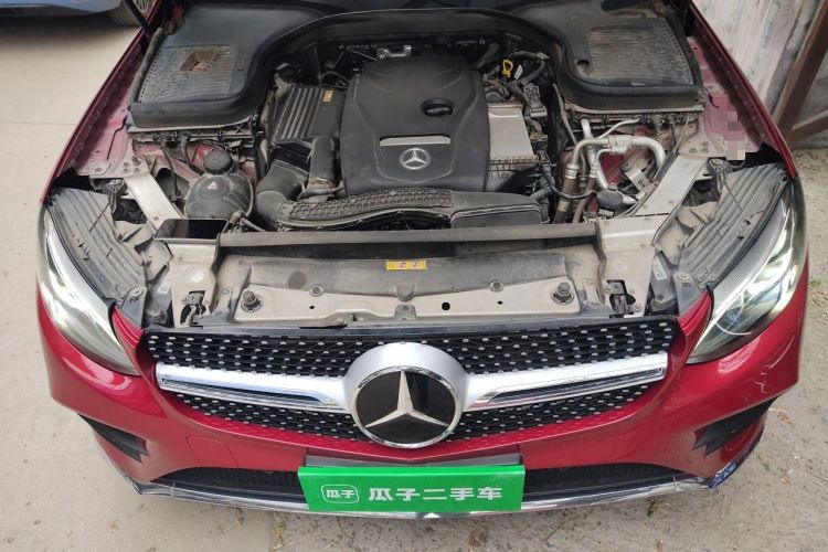 Used Mercedes-Benz GLC 2017 GLC 260 4MATIC Dynamic Edition Engine Bay