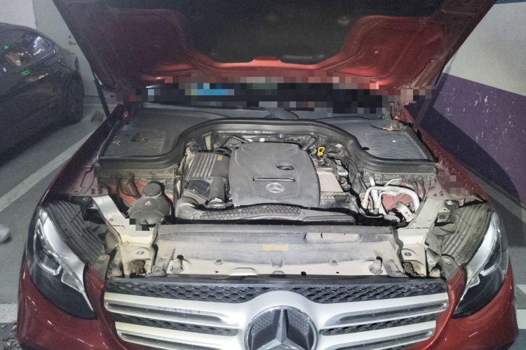 Used Mercedes-Benz GLC 2017 GLC 260 4MATIC Dynamic Edition Engine Bay