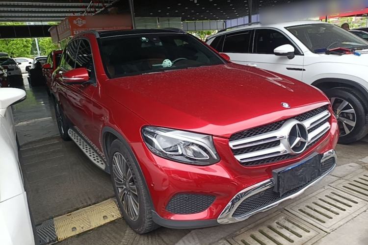 Used Mercedes-Benz GLC 2017 GLC 200 4MATIC Front Right 45 Deg