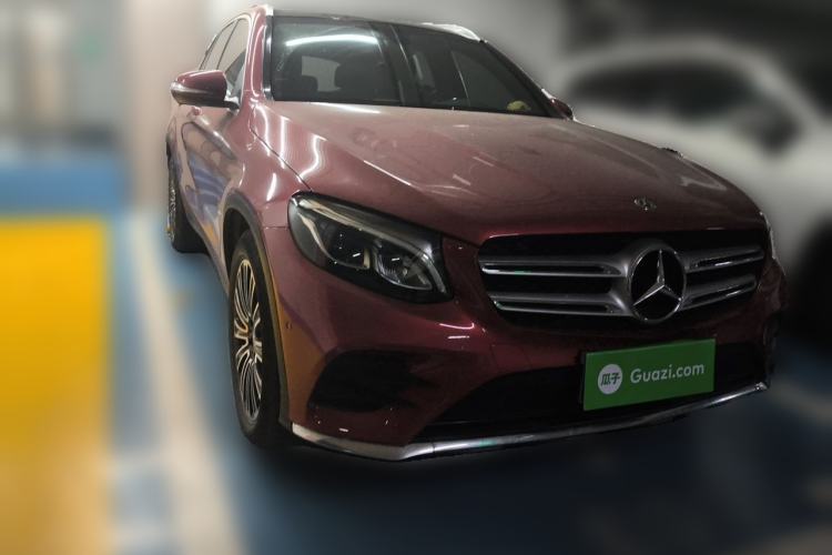 Used Mercedes-Benz GLC 2017 GLC 260 4MATIC Dynamic Edition Front Right 45 Deg