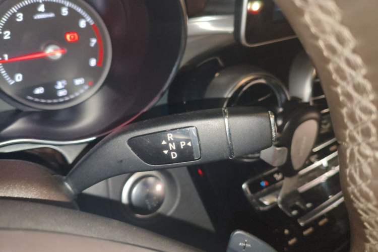 Used Mercedes-Benz GLC 2017 GLC 200 4MATIC Gear Lever