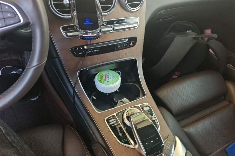 Used Mercedes-Benz GLC 2017 GLC 300 4MATIC Sport Edition Gear Lever
