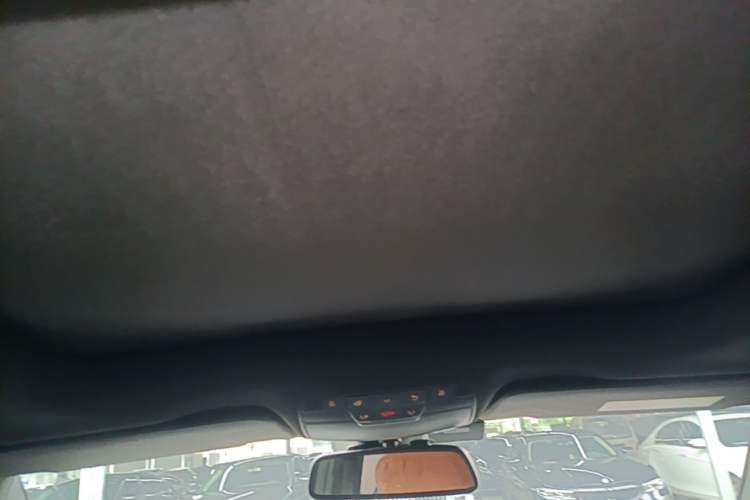 Used Mercedes-Benz GLC 2017 GLC 200 4MATIC Headliner