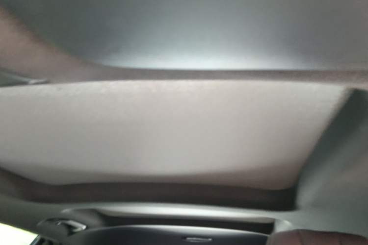 Used Mercedes-Benz GLC 2017 GLC 260 4MATIC Luxury Model Headliner