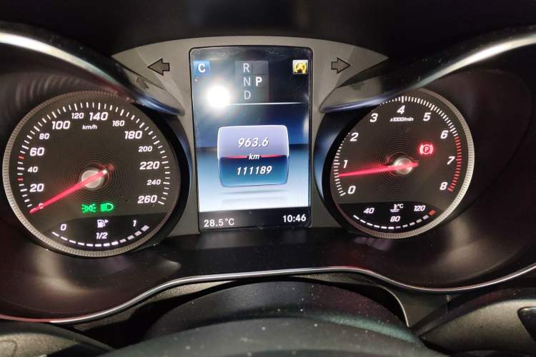 Used Mercedes-Benz GLC 2017 GLC 260 4MATIC Dynamic Edition Instrument Cluster