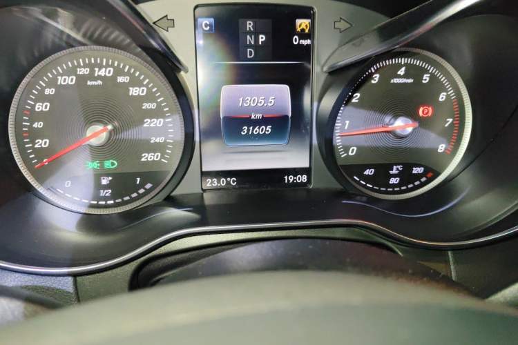 Used Mercedes-Benz GLC 2017 GLC 260 4MATIC Dynamic Edition Instrument Cluster