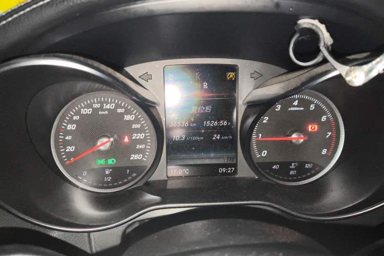 Used Mercedes-Benz GLC 2017 GLC 260 4MATIC Dynamic Edition Instrument Cluster