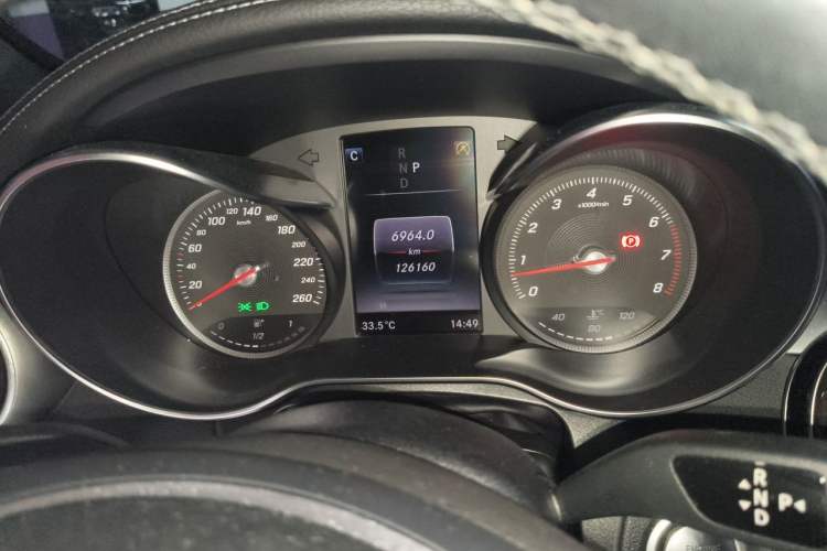Used Mercedes-Benz GLC 2017 GLC 260 4MATIC Dynamic Edition Instrument Cluster