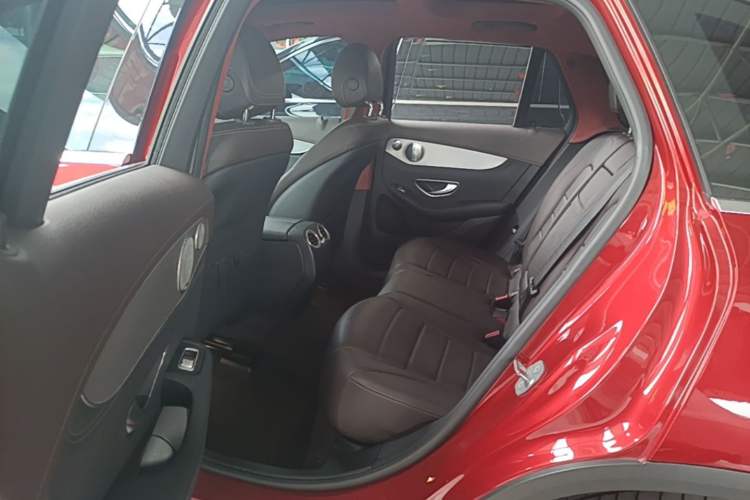 Used Mercedes-Benz GLC 2017 GLC 200 4MATIC Interior 3