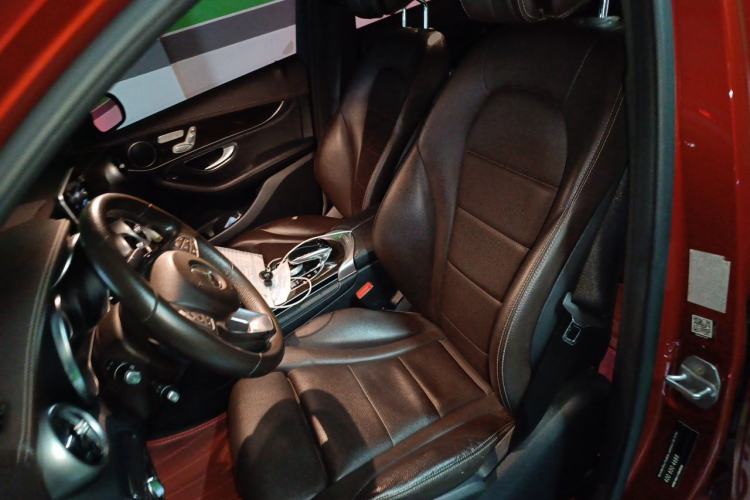 Used Mercedes-Benz GLC 2017 GLC 260 4MATIC Dynamic Edition Left Front Seat