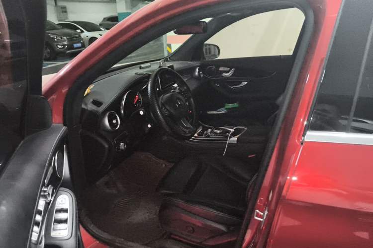 Used Mercedes-Benz GLC 2017 GLC 260 4MATIC Dynamic Edition Left Front Seat