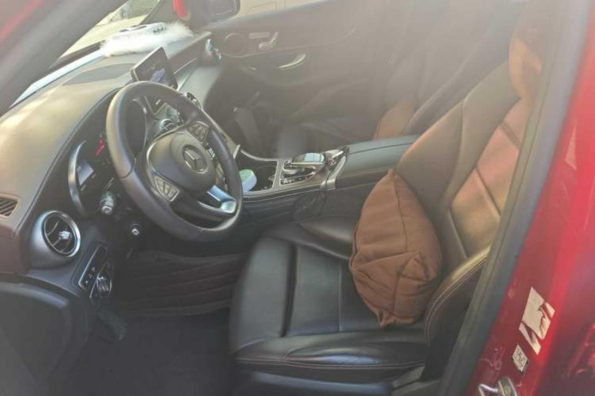 Used Mercedes-Benz GLC 2017 GLC 300 4MATIC Sport Edition Left Front Seat