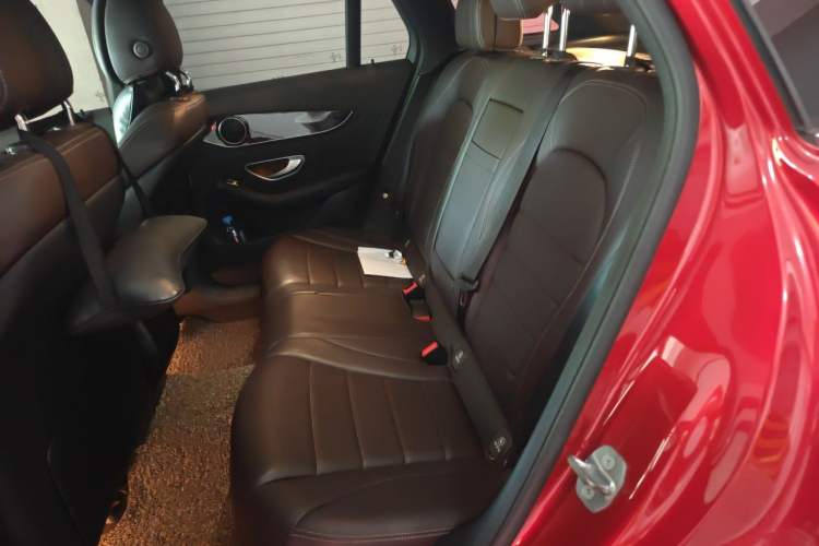 Used Mercedes-Benz GLC 2017 GLC 260 4MATIC Luxury Model Left Rear Seat