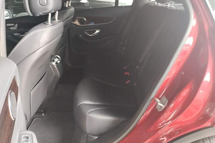 Used Mercedes-Benz GLC 2017 GLC 260 4MATIC Dynamic Edition Left Rear Seat