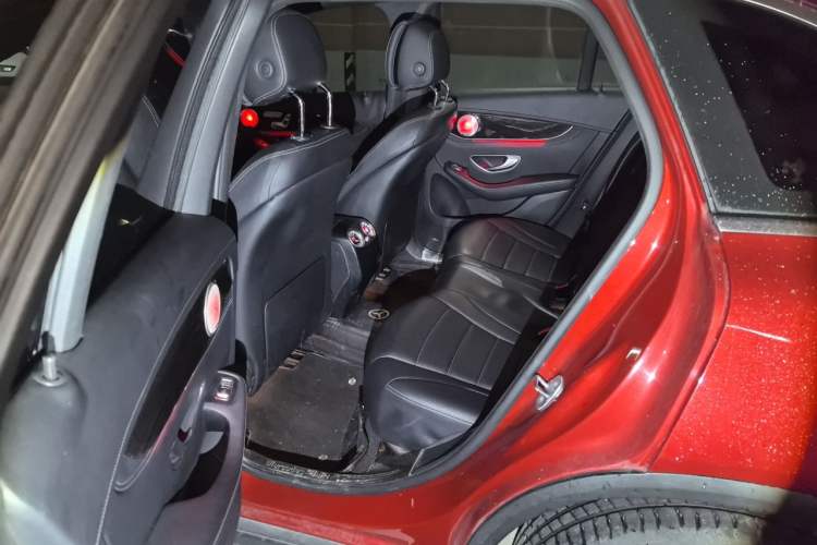Used Mercedes-Benz GLC 2017 GLC 260 4MATIC Luxury Model Left Rear Seat