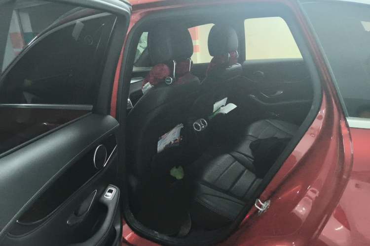 Used Mercedes-Benz GLC 2017 GLC 260 4MATIC Dynamic Edition Left Rear Seat