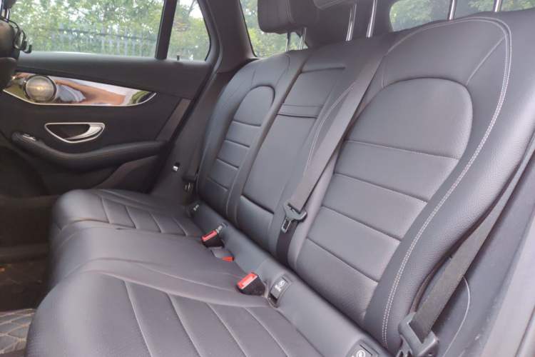 Used Mercedes-Benz GLC 2017 GLC 260 4MATIC Dynamic Edition Left Rear Seat