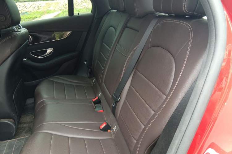 Used Mercedes-Benz GLC 2017 GLC 260 4MATIC Luxury Model Left Rear Seat