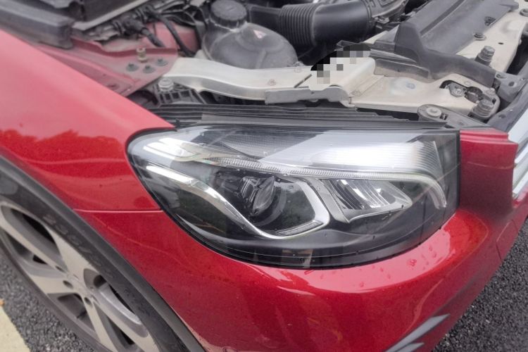 Used Mercedes-Benz GLC 2017 GLC 260 4MATIC Luxury Model Right Front Headlight